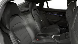 Vedere interioară a Panamera 4S E-Hybrid
