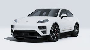 Spoljašnji izgled Macan Turbo koji prikazuje prednju i levu stranu automobila

