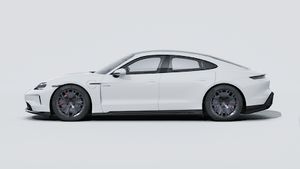Exterior view of Taycan GTS showing the left side of the car