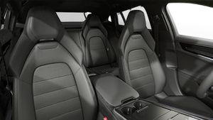 Interior view showing the front seats of Panamera