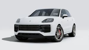 Utvändig vy av Cayenne Turbo E-Hybrid som visar bilens front och vänstra sida