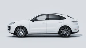 Utvändig vy av Cayenne Coupé Black Edition som visar bilens vänstra sida