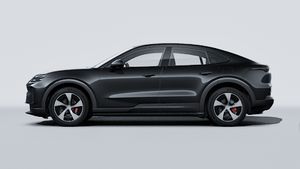 Utvändig vy av Cayenne S Coupé Electric som visar bilens vänstra sida