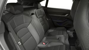 Interiörvy av Taycan 4S Sport Turismo