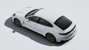 Exterior view of Panamera Turbo E-Hybrid seen from above