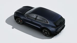 Zunanji pogled na Cayenne Turbo Electric od zgoraj