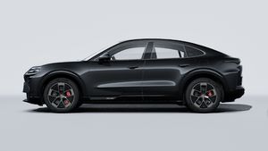 Zunanji pogled na Cayenne Turbo Coupé Electric na levi strani vozila