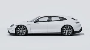 Zunanji pogled na Taycan Sport Turismo Black Edition na levi strani vozila