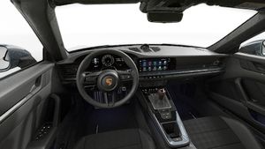 Pohľad do interiéru na volant a prístrojovú dosku 911 Carrera T Cabriolet