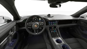 Pohľad do interiéru na volant a prístrojovú dosku Taycan GTS Sport Turismo