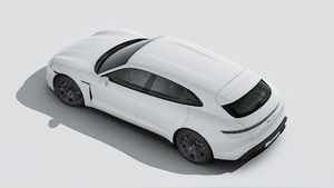 Pohľad zvonku na Taycan GTS Sport Turismo zhora