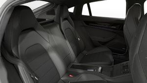 Pohľad do interiéru Panamera GTS