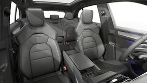 Vista interior de los asientos delanteros del Cayenne Electric