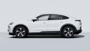 Exterior view of Cayenne S Coupé Electric showing the left side of the car