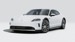 Exterior view of Taycan 4 Cross Turismo showing the front and left side of the car