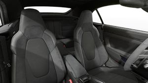 Vue intérieure montrant les sièges avant de 911 Carrera GTS Cabriolet
