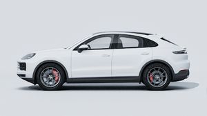 Vue extérieure de Cayenne S Coupé montrant le côté gauche de la voiture