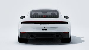 911 Carrera T adresinin aracın arkasını gösteren dış görünümü