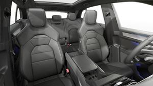 Ön koltukları gösteren iç görünüm Cayenne Electric