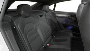 İç görünüm Cayenne S Coupé Electric
