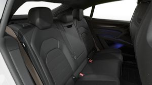 İç görünüm Cayenne Turbo Coupé Electric