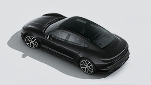 Taycan 4 Black Edition adresinin yukarıdan görülen dış görünümü