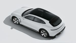 Taycan 4S Cross Turismo adresinin yukarıdan görülen dış görünümü