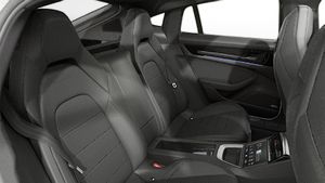 İç görünüm Panamera 4