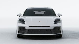 Panamera 4 adresinin aracın ön tarafını gösteren dış görünümü