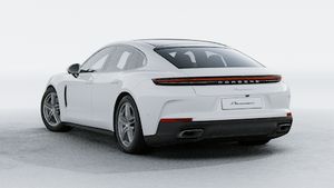 Panamera 4 adresinin aracın arka ve sol tarafını gösteren dış görünümü