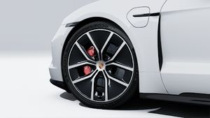 Taycan 4S Black Edition 外觀總覽