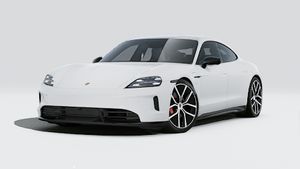 Taycan 4S Black Edition的外部視圖顯示汽車的前部和左側