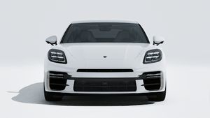 顯示汽車前部的Panamera Turbo E-Hybrid的外部視圖