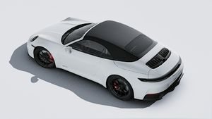 Зовнішній вигляд сайту 911 Carrera 4 GTS Cabriolet з висоти пташиного польоту
