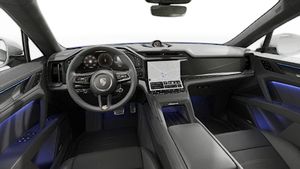 Вид зсередини з рульовим колесом і панеллю приладів Cayenne Turbo Coupé Electric