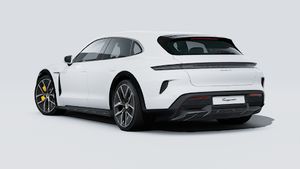 Зовнішній вигляд Taycan Turbo S Cross Turismo , що показує задню і ліву сторону автомобіля
