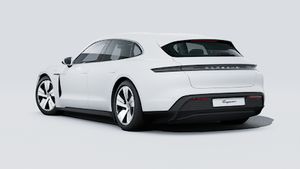 Зовнішній вигляд Taycan 4S Sport Turismo , що показує задню і ліву сторону автомобіля