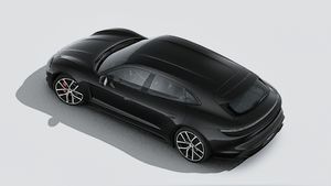 Зовнішній вигляд сайту Taycan 4S Sport Turismo Black Edition з висоти пташиного польоту