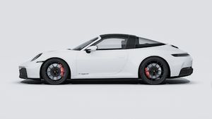 Exterior view of 911 Targa 4 GTS showing the left side of the car