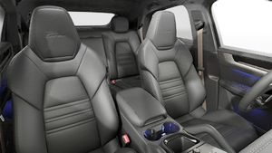 Interior view showing the front seats of Cayenne Turbo E-Hybrid Coupé