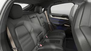 Interior view of Cayenne Turbo E-Hybrid Coupé