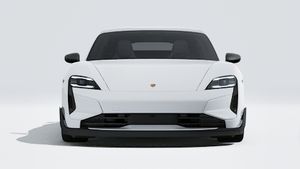 Exterior view of Taycan Turbo GT with Weissach Package showing the front of the car