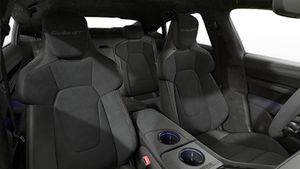Interior view showing the front seats of Taycan Turbo GT