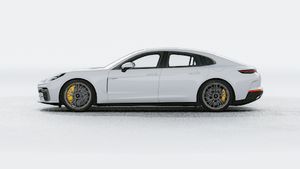 Exterior view of Panamera Turbo S E-Hybrid showing the left side of the car