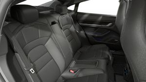 Vista interior de su Taycan 4S