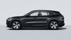 Внешний вид Cayenne Electric с левой стороны автомобиля