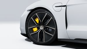 Внешний вид Taycan Turbo S