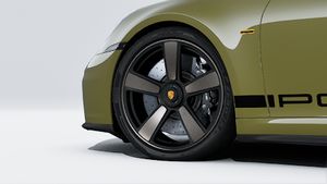 Exterior view of 911 Spirit 70
