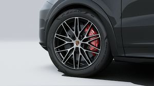 Exterior view of Cayenne S E-Hybrid Coupé Black Edition