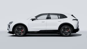 Exterior view of Cayenne Turbo Electric showing the left side of the car